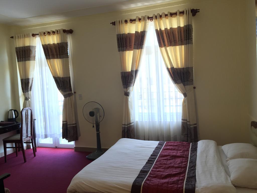 Hotel Anh Dao Đà Lạt Exterior foto